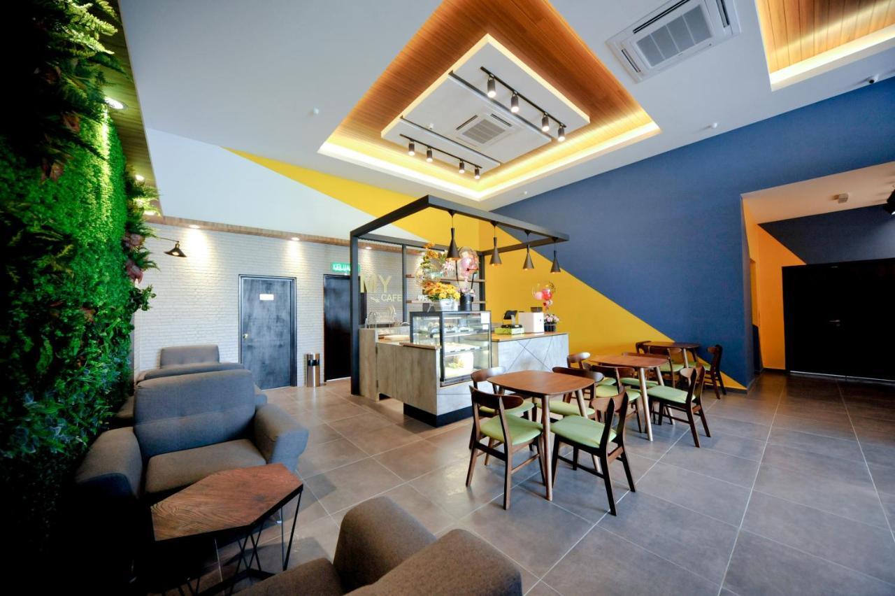Mye Hotel Muar Exteriör bild