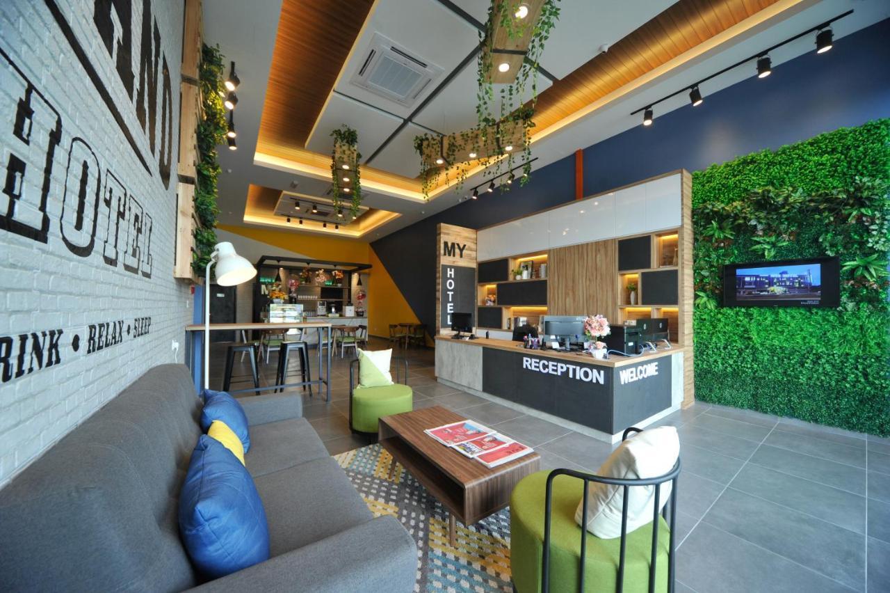 Mye Hotel Muar Exteriör bild