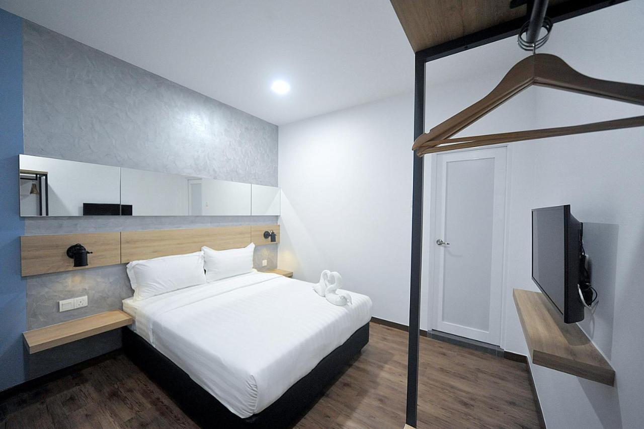 Mye Hotel Muar Exteriör bild